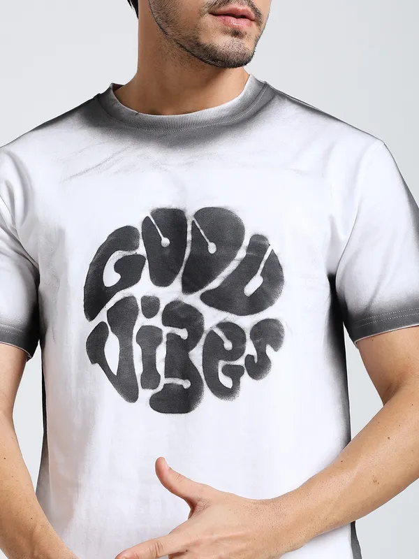 White_Stylish_Tye-Dye_Oversize_T-Shirt_And_Shorts_For_Men