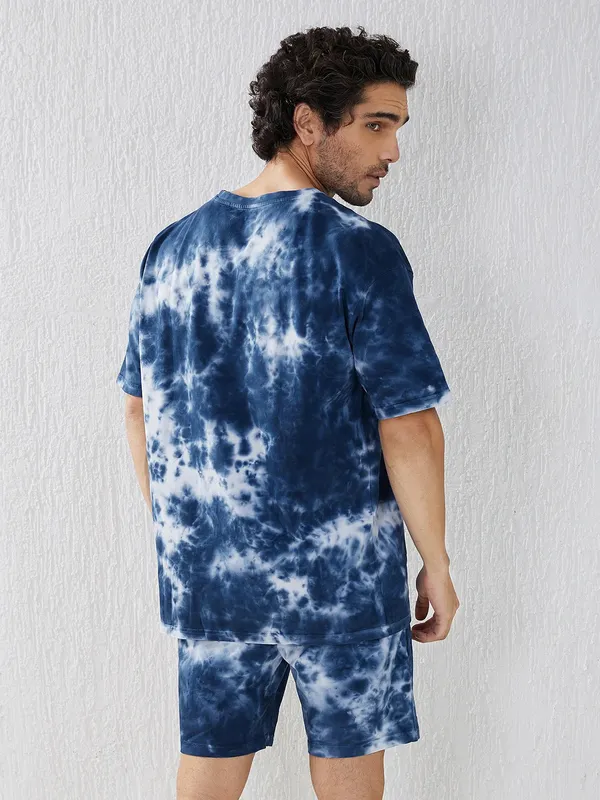 Blue_Stylish_Tye-Dye_Oversize_T-Shirt_And_Shorts_For_Men