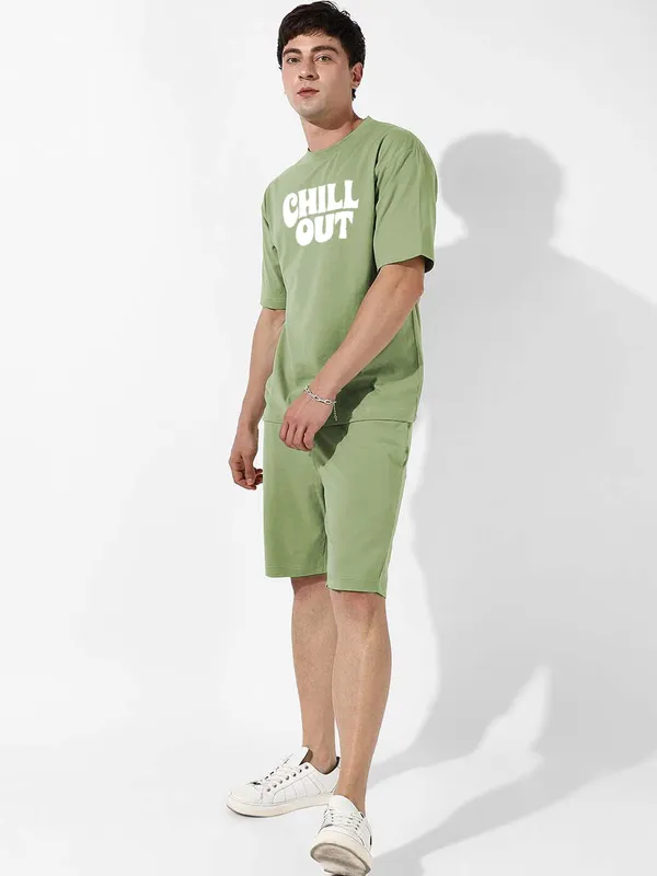 Green_Stylish_Tye-Dye_Oversize_T-Shirt_And_Shorts_For_Men