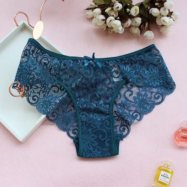 Floral_Breathable_Lace_Triangle_Panty