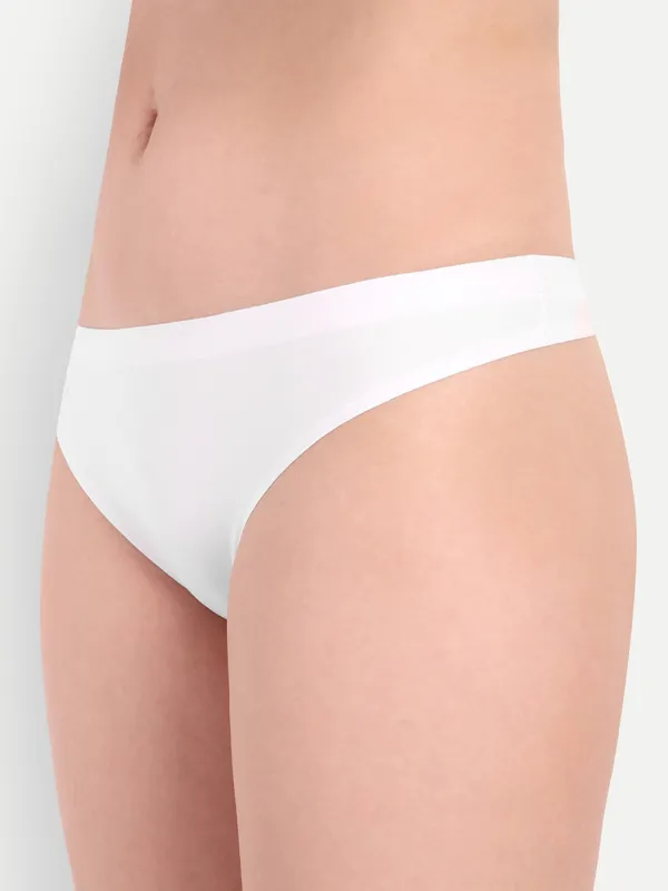 Seamless_Low-Rise_Invisible_Thong