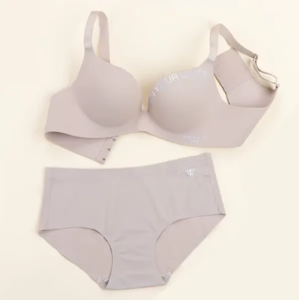 Adore_your_curve_Adjustable_Gathered_Push-Up_Bra_Set