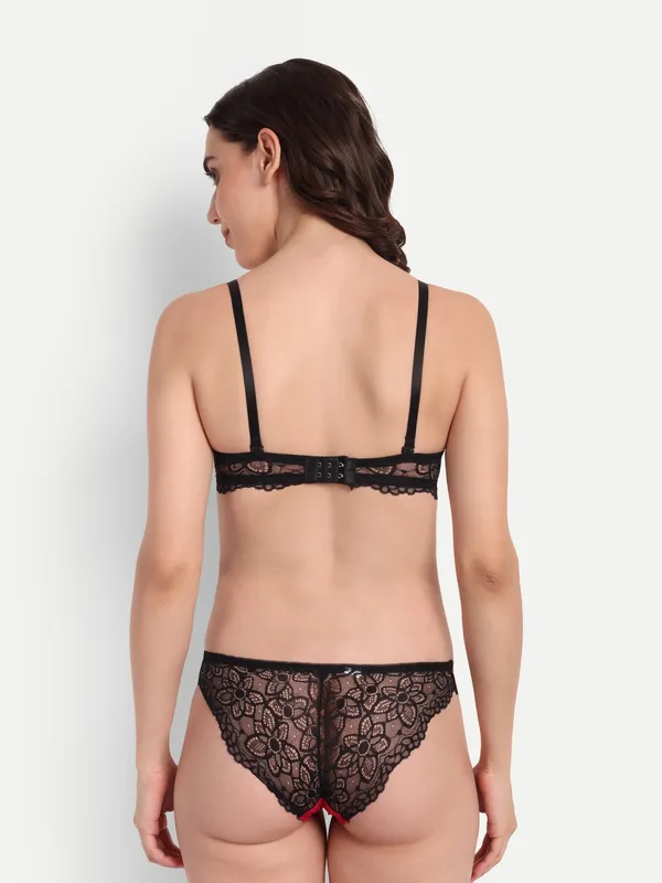 Adore_Your_Inner_Elegance_And_Beauty_With_Premium_Laser_Cut_Candy_Seamless_Bikini