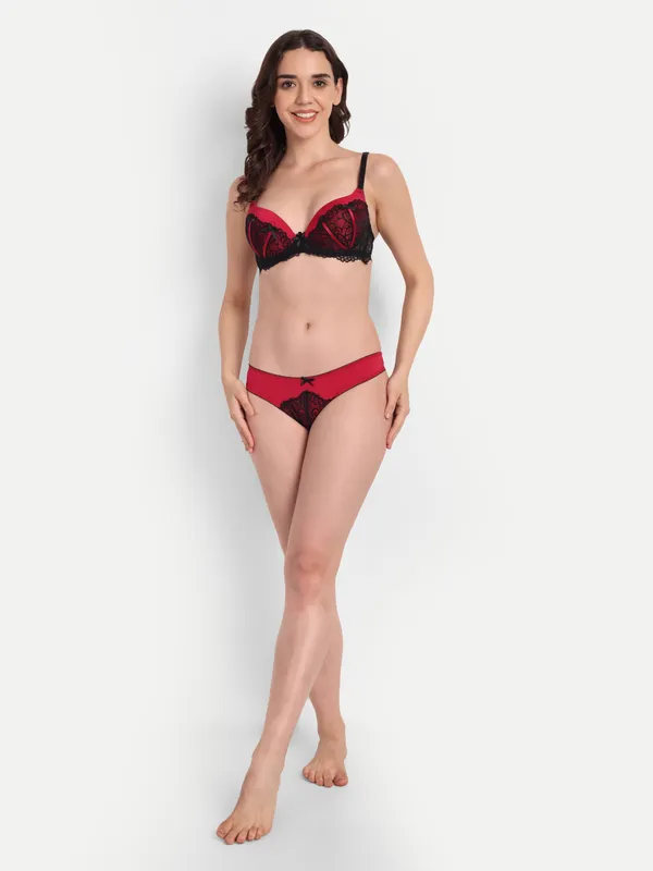 Adore_Your_Inner_Elegance_And_Beauty_With_Premium_Laser_Cut_Candy_Seamless_Bikini