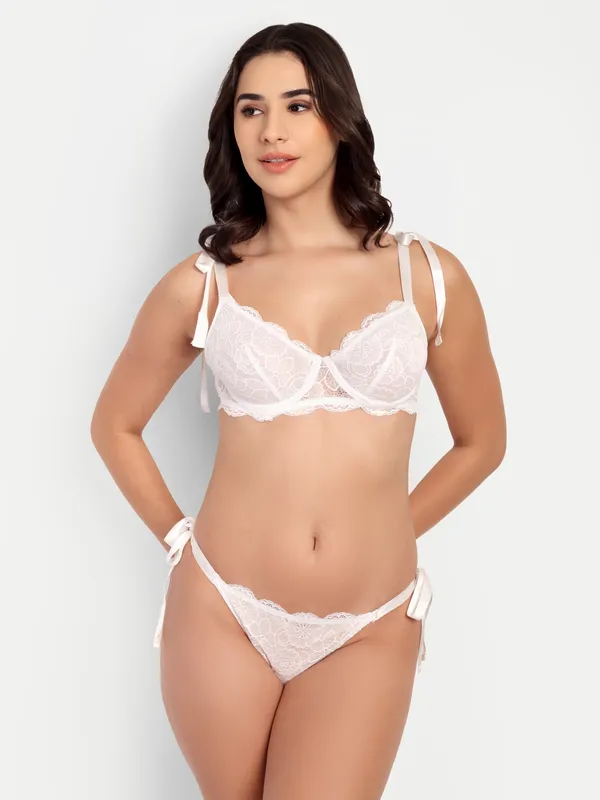 Underwired_lace_Bra_and_Panty_Set