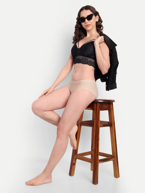 Adore_Your_Inner_Glow_With_Seamless_Invisible_Panties