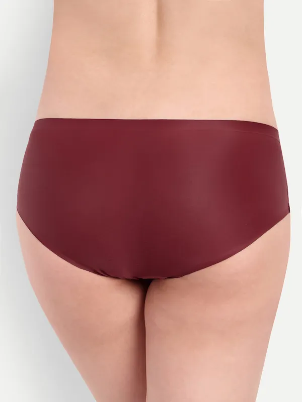 Adore_Your_Curve_With_Seamless_Invisible_Panties