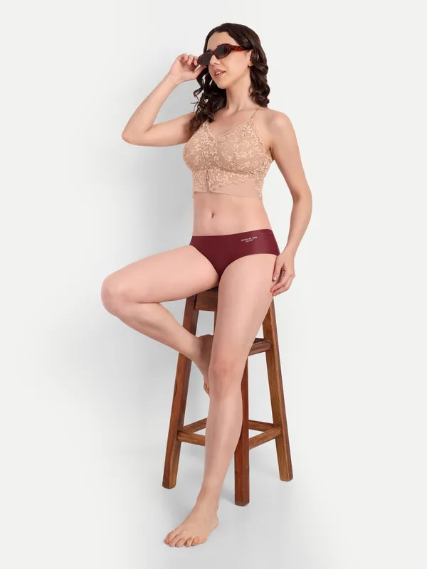 Adore_Your_Curve_With_Seamless_Invisible_Panties