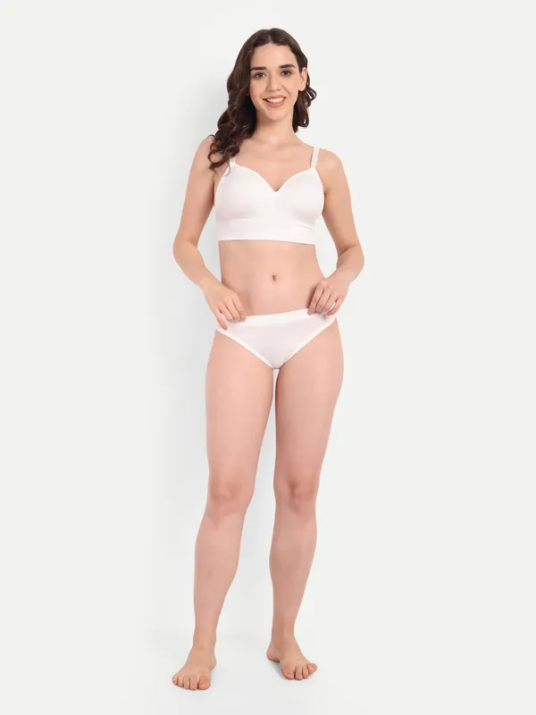 Seamless_Wrap_Thong_&_Cami_Set