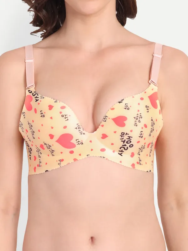 Adore_Every_Curve_With_Seamless_Wire-Free_Floral_Push-Up_Bra