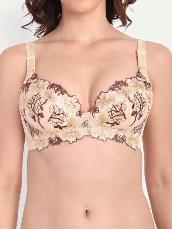 Feel_Adore_And_Beautiful_with_Embroidered_Lace_Steel-Ring_Bra_Set