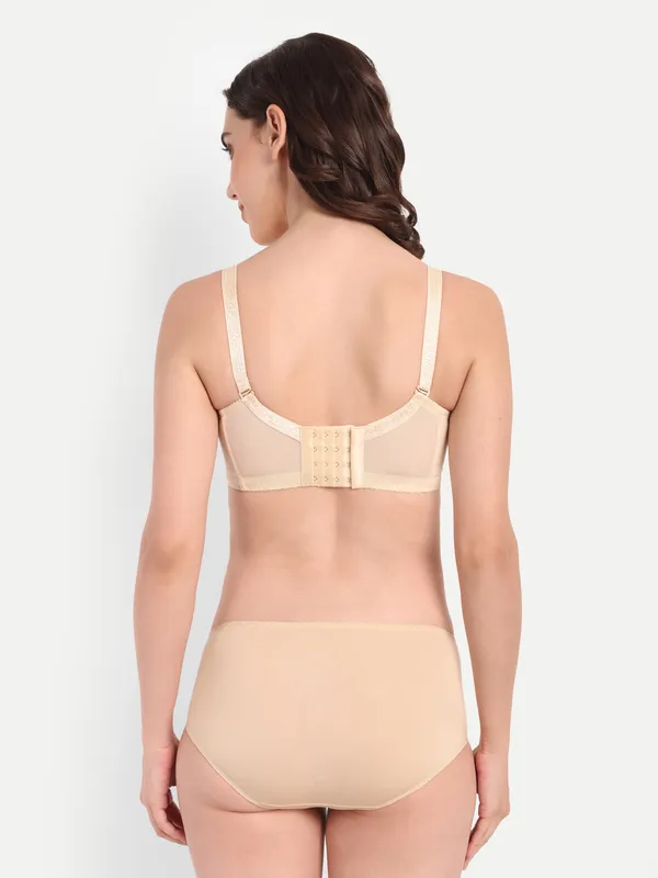 Feel_Adore_And_Beautiful_with_Embroidered_Lace_Steel-Ring_Bra_Set