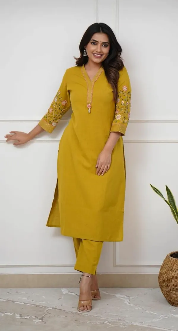 Multicolor_Trendy_Design_Rayon_Kurta_Set_For_Women