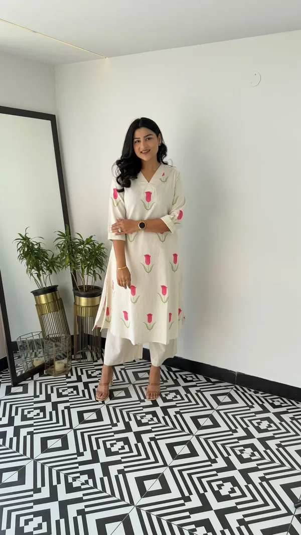 Premium_Pure_Cotton_Discharge_Print_Co-ord_Set__A-Line_Kurti_with_Ankle-Length_Pants_|_Summer_Collection