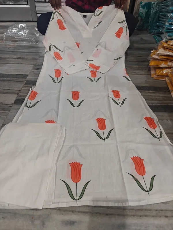 Premium_Pure_Cotton_Discharge_Print_Co-ord_Set__A-Line_Kurti_with_Ankle-Length_Pants_|_Summer_Collection