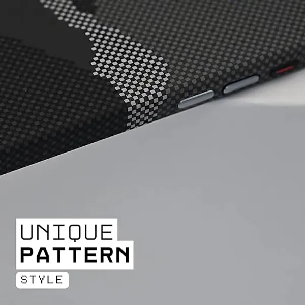 Black_&_White_Premium_Carbon_Fiber_Textured_Polycarbonate_Case