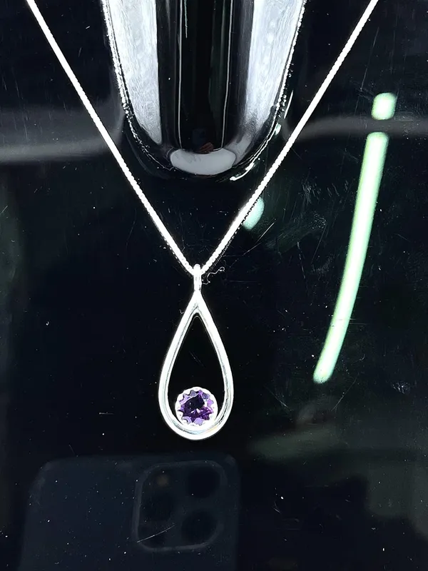 Silver_925_Sterling_Round_Cabochon_Amethyst_Pear_Shaped_Natural_Gemstones_Pendant_For_Women