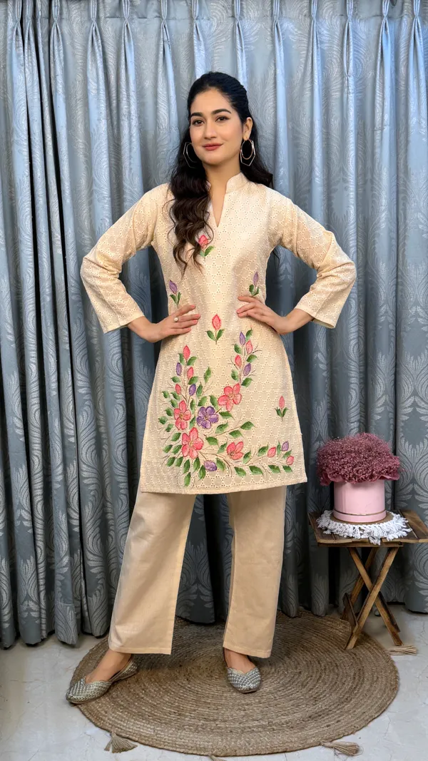 Beige_Embroidered_Floral_Kurta_With_Golden_Sequin_Work