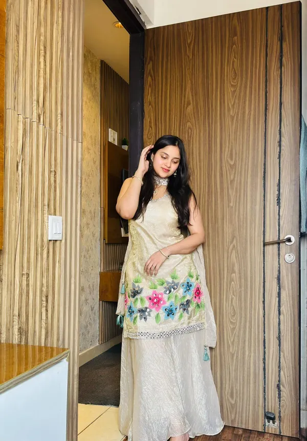 Arista_Divya_