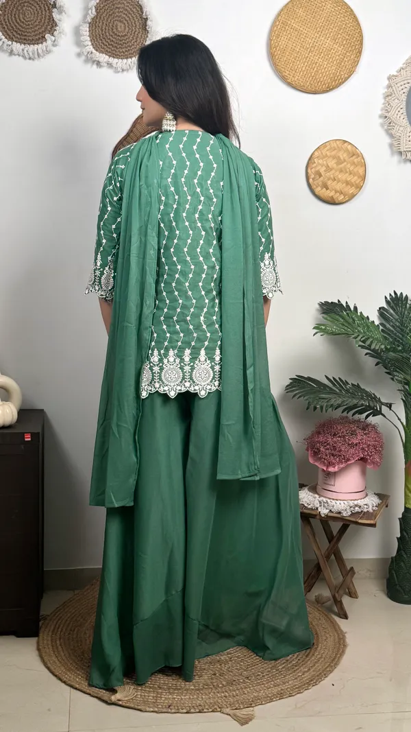 Green_Embroidered_Ethnic_Suit_Set_With_Dupatta_Pakistani_Style_3_Piece_Outfit