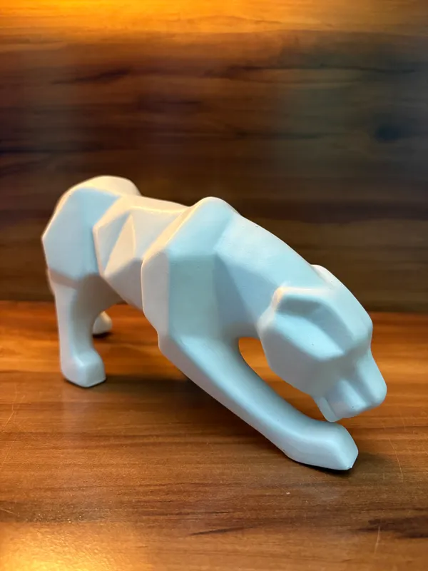 Modern_White_Geometric_Lion_Figurine_(9n_inch_x_5_inch)_for_Home_&_Office_Décor