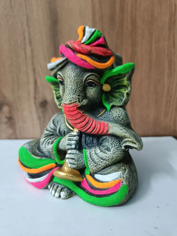 Handcrafted_Lord_Ganesha_with_Flute_Decorative_Flower_Pot_/_Pen_Stand