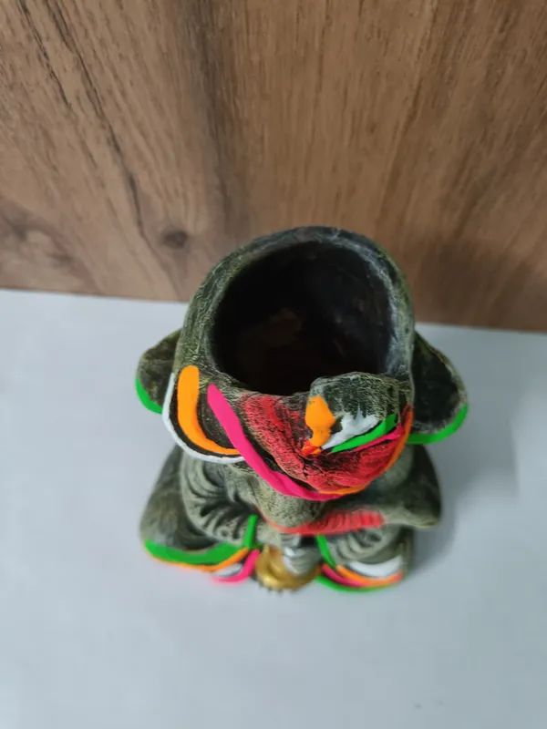 Handcrafted_Lord_Ganesha_with_Flute_Decorative_Flower_Pot_/_Pen_Stand