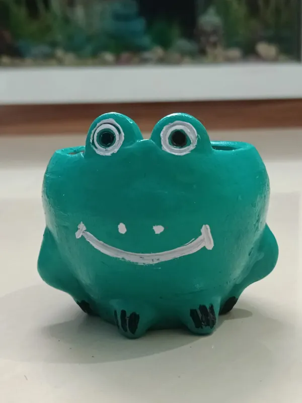 Green_Handcrafted_Frog_Shaped_Terracotta_Planter_Quirky_&_Cute_Home_Decor_Pot_For_Succulents_And_Indoor_Plants