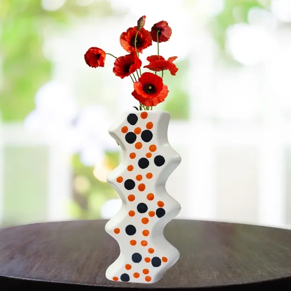 White_Modern_&_Unique_Ceramic_Zigzag_Shape_Flower_Vase_With_Dotted_Design_(10L_X_5W_X_20.5H_Cm)