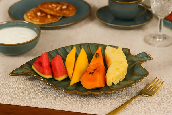Soft_Green_With_Brown_Touch_Microwave_&_Dishwasher_Safe_Leaf-Shaped_Handcrafted_Ceramic_Platter_(33L_x_25.5W_x_4Th_Cm)