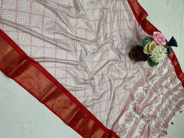 Red_Pure_And_Soft_Dola_Silk_For_Women