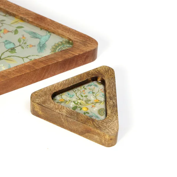 Multicolor_Wooden_Enamel_Coated_Triangular_Serving_Platter_With_Bowl_In_Mangowood_,_Snacks_Platter_For_Home_&_Dining_Table_,_Chip_N_Dip_Platter_,_Serving_Tray_(_(23X22||8X9)Cm_)_(Set_Of_2)