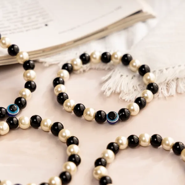Pack_of_4_Black_&_White_Beaded_Handmade_Evil_Eye_Nazariya_Bracelet_For_Men_and_Women_|_Beaded_Stretch_Bracelet_with_Evil_Eye_Bead_|__Stackable_Daily_Wear_Protection_Bracelet