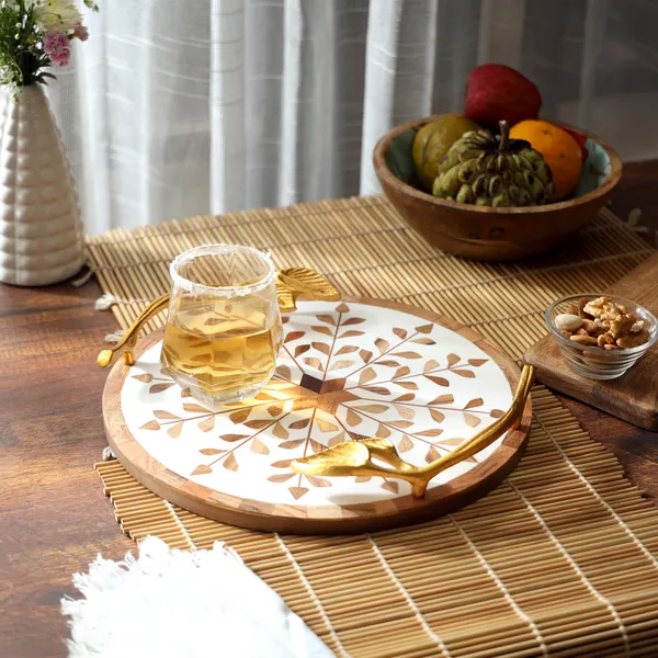 Bown_&_White_Wooden_Resin_Round_Serving_Platter_With_Inlay_Work_In_Resin_And_Wood_,_Snacks_And_Cheese_Platter_For_Home_&_Dining_Table_,_Multipurpose_Tray_With_Handles_(_(30X30)Cm_)