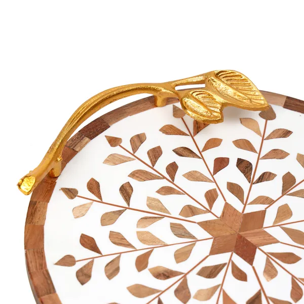 Bown_&_White_Wooden_Resin_Round_Serving_Platter_With_Inlay_Work_In_Resin_And_Wood_,_Snacks_And_Cheese_Platter_For_Home_&_Dining_Table_,_Multipurpose_Tray_With_Handles_(_(30X30)Cm_)