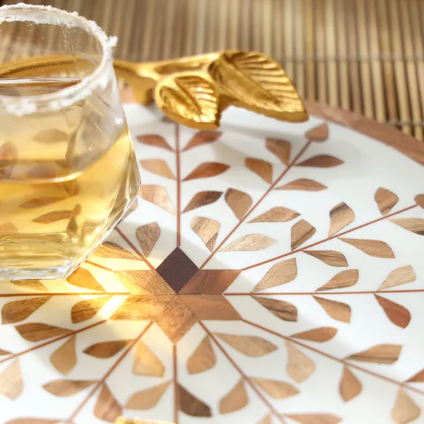 Bown_&_White_Wooden_Resin_Round_Serving_Platter_With_Inlay_Work_In_Resin_And_Wood_,_Snacks_And_Cheese_Platter_For_Home_&_Dining_Table_,_Multipurpose_Tray_With_Handles_(_(30X30)Cm_)