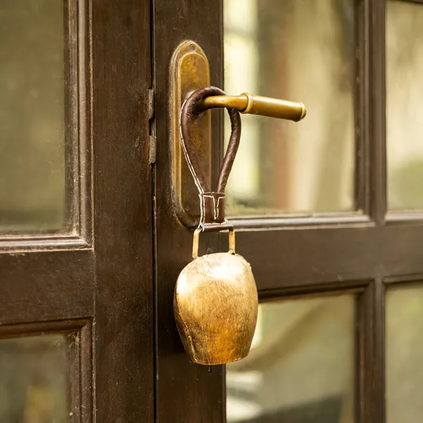 Metal_Wall_Hanging_Swiss_CowBell