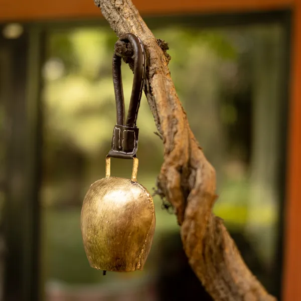 Metal_Wall_Hanging_Swiss_CowBell