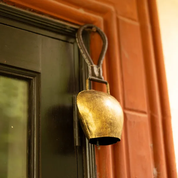 Metal_Wall_Hanging_Swiss_CowBell