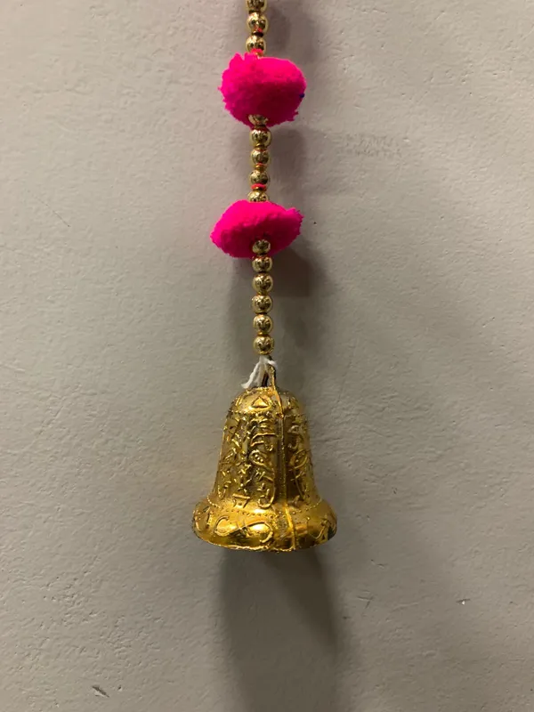 Handmade_Wall_Hanging_|_Festive_Wall_Decorative_Pompom_Toran_Hanging_for_Home_D?coration_|_Diwali_Gifting_Festival_Pooja_Decoration_(Pack_of_2)