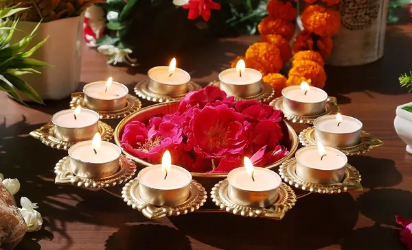 Metal_Golden_Urli_Diya_Bowl_12_Inch_for_Diwali_&_Festive_Decoration_|_Pooja_Room,_Living_Room,_Home,_Office,_Balcony,_Indoor_Outdoor_Tealight_Candle_Holder_|Diwali_Gift