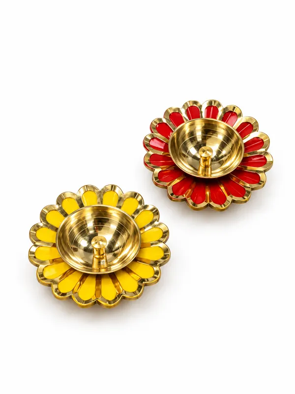 Pack_of_2_Decorative_Flower_Shaped_Metal_Diyas_with_Golden_Finish_|_Red_&_Yellow_Floral_Design_Oil_Lamps_for_Diwali,_Pooja,_Home_Temple,_Festive_Decoration,_Housewarming_&_Return_Gifts