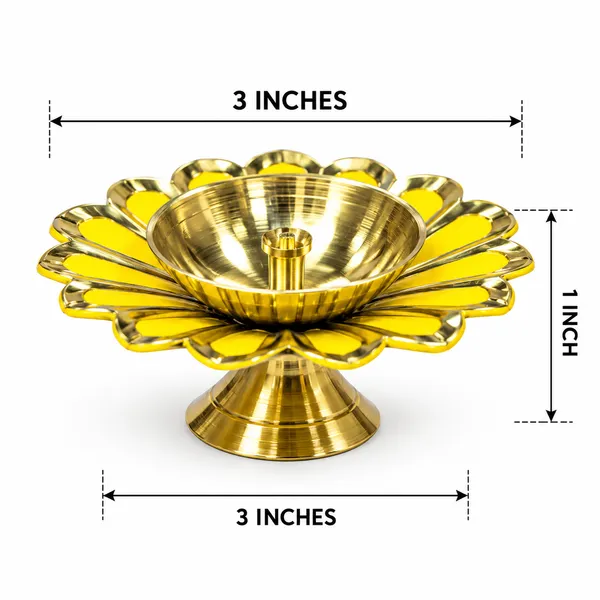 Pack_of_2_Decorative_Flower_Shaped_Metal_Diyas_with_Golden_Finish_|_Red_&_Yellow_Floral_Design_Oil_Lamps_for_Diwali,_Pooja,_Home_Temple,_Festive_Decoration,_Housewarming_&_Return_Gifts