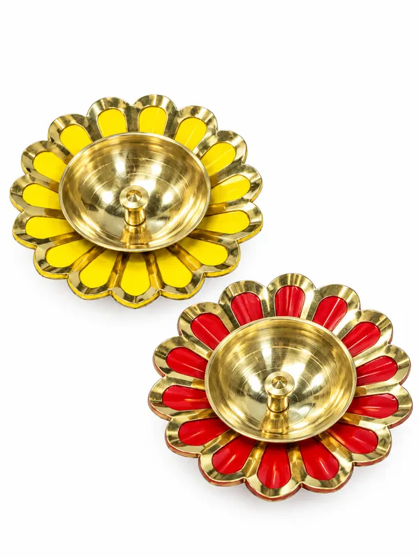 Pack_of_2_Decorative_Flower_Shaped_Metal_Diyas_with_Golden_Finish_|_Red_&_Yellow_Floral_Design_Oil_Lamps_for_Diwali,_Pooja,_Home_Temple,_Festive_Decoration,_Housewarming_&_Return_Gifts