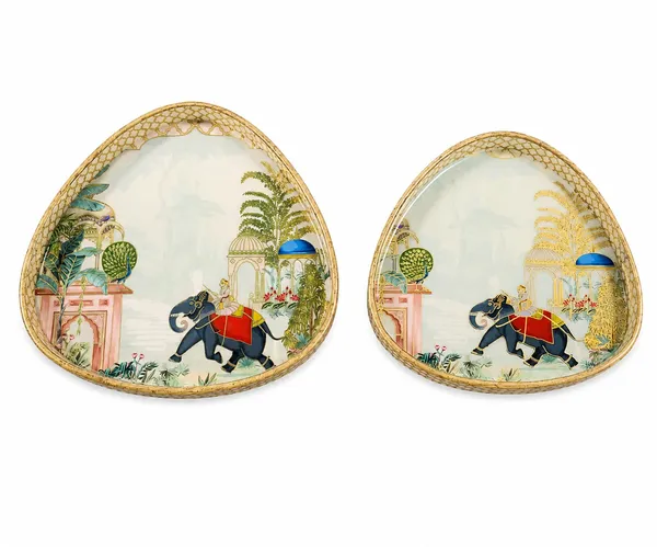 Set_of_2_Royal_Elephant_Triangular_MDF_Wooden_Serving_Trays_|_High-Gloss_Enamel_Coated_with_Gold_Lattice_Border_for_Home_&_Gifting_(9x9_&_7x7_inches)