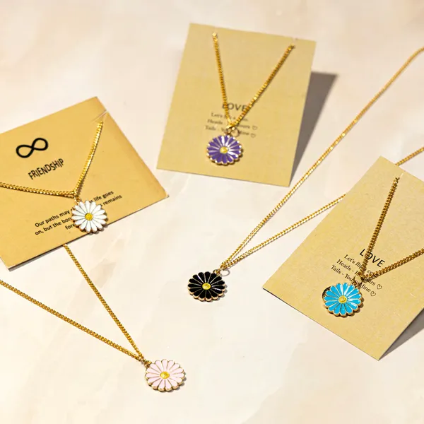 Set_of_5_Flower_Charm_Necklace_Pendant_Jewellery_Sets_for_Women_|_Gold_Plated_Pendant_Necklaces_for_Girls_|_Stylish_Multicolor_Flower_Charm_Necklaces_|_Gift_for_Girls_and_Women