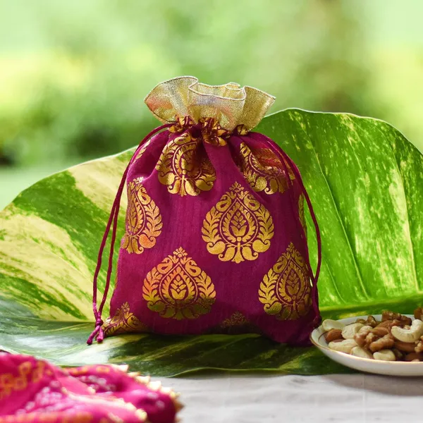 Pack_of_6_Multicolor_Gold_Foil_Potli_Bags_?_500_gms_Capacity_Ethnic_Drawstring_Gift_Pouches_for_Weddings,_Favors,_and_Jewelry_23x18_cm_(Assorted_Colors)