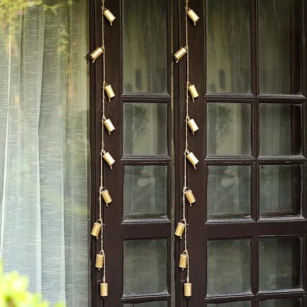 Metal_Wall_Hanging_Windchime_with_Hanging_Bells_Latkan_(Pack_of_2)