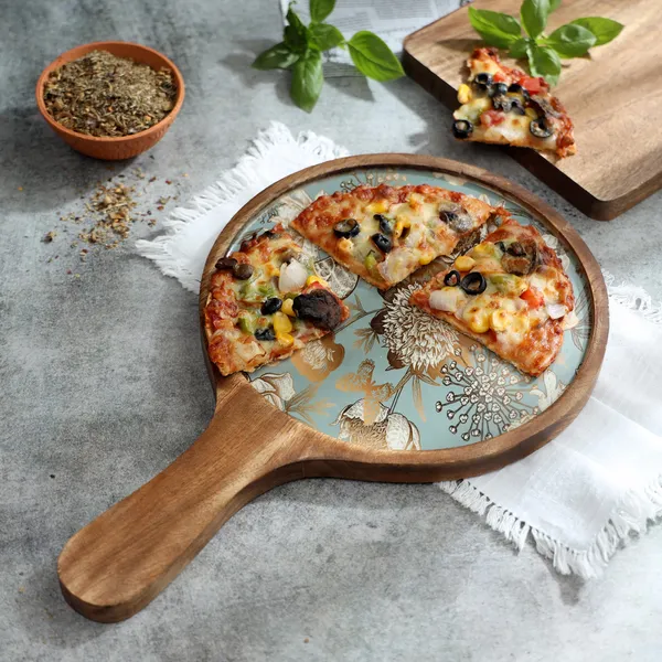 Grey_Wooden_Enamel_Coated_Round_Pizza_Serving_Platter_In_Mangowood_,_Snacks_Platter_For_Home_&_Dining_Table_,_Multipurpose_Tray_,_Serving_Tray_With_Handle_(_(25X25)Cm_)