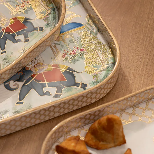 Set_of_3_Square_Curved_Wooden_Enamel_Coated_Serving_Trays_For_Home_&_Dining_Table_,_Multipurpose_Tray_Set